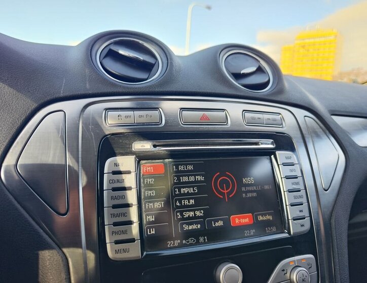 Ford Mondeo Kombi 2,0 l 103 kw