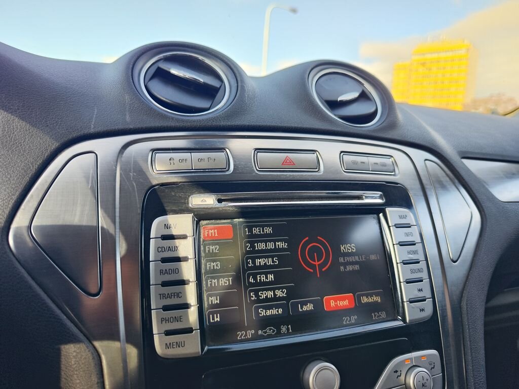 Ford Mondeo Kombi 2,0 l 103 kw