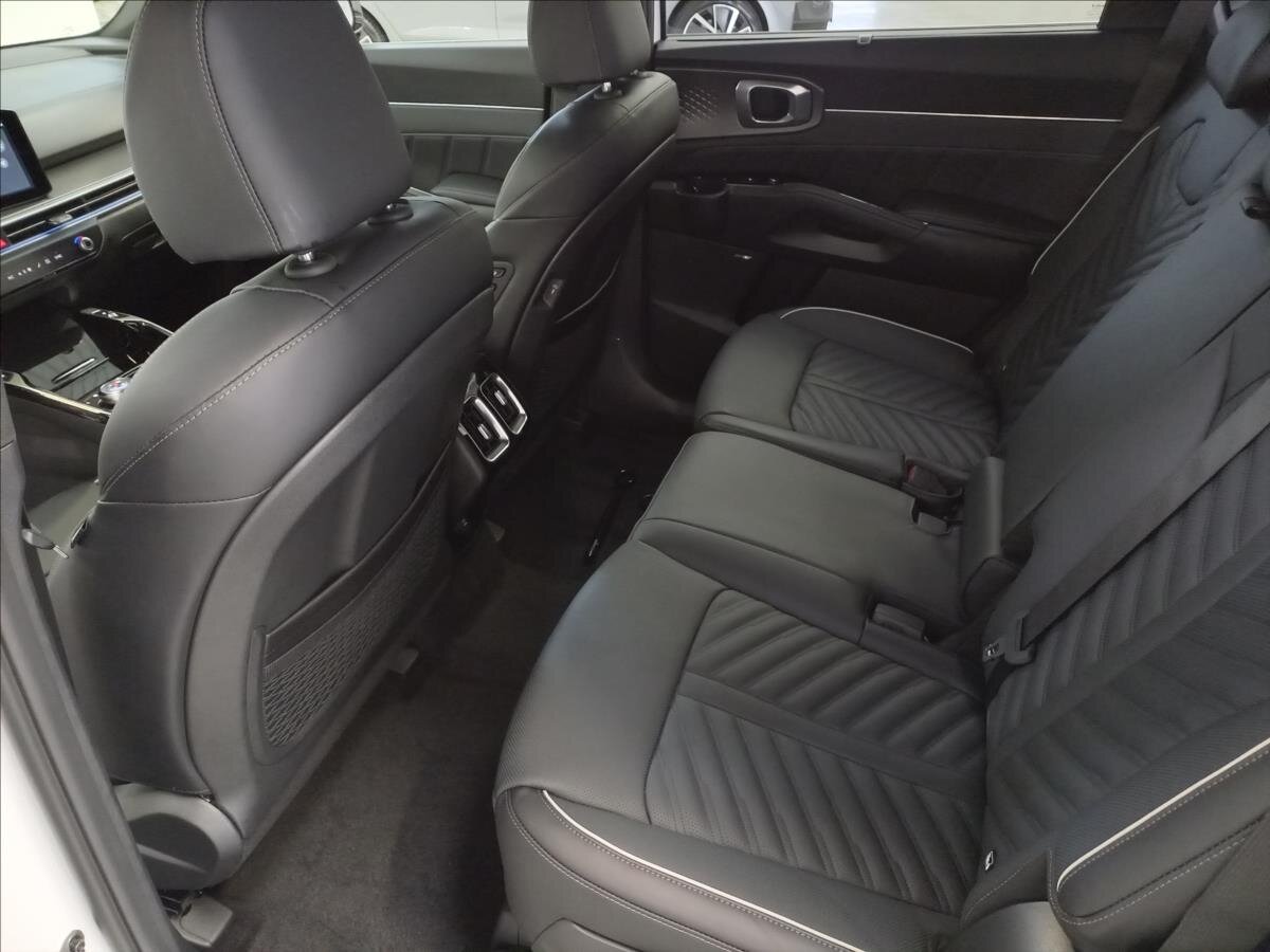 KIA Sorento SUV / Terénní 2,2 l 142 kw