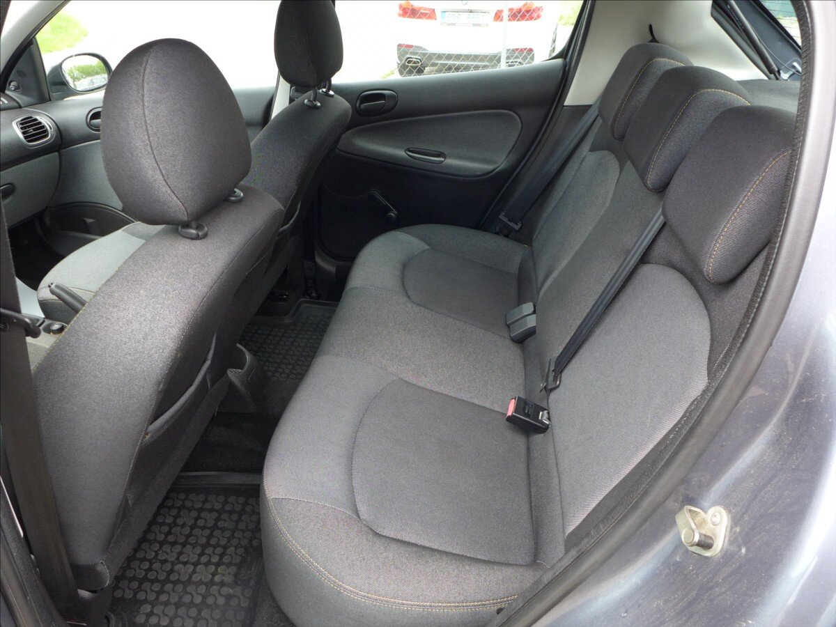 Peugeot 206 Hatchback 1,4 l 55 kw