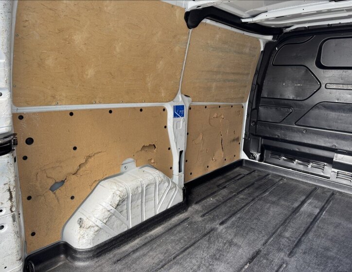 Ford Transit Custom Skříň 2,0 l 77 kw