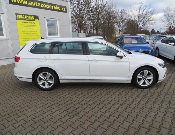 Volkswagen Passat Kombi 1,5 l 110 kw