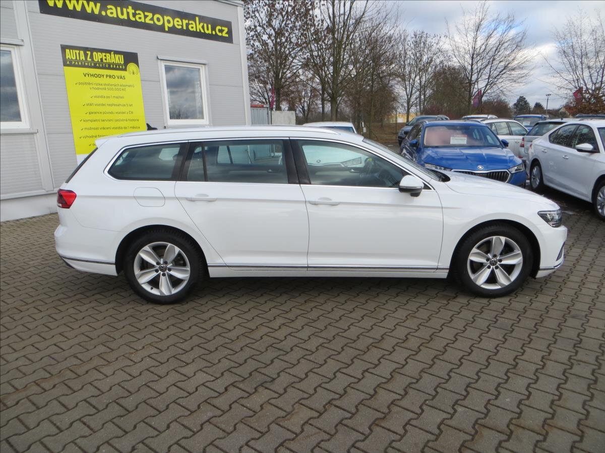 Volkswagen Passat Kombi 1,5 l 110 kw