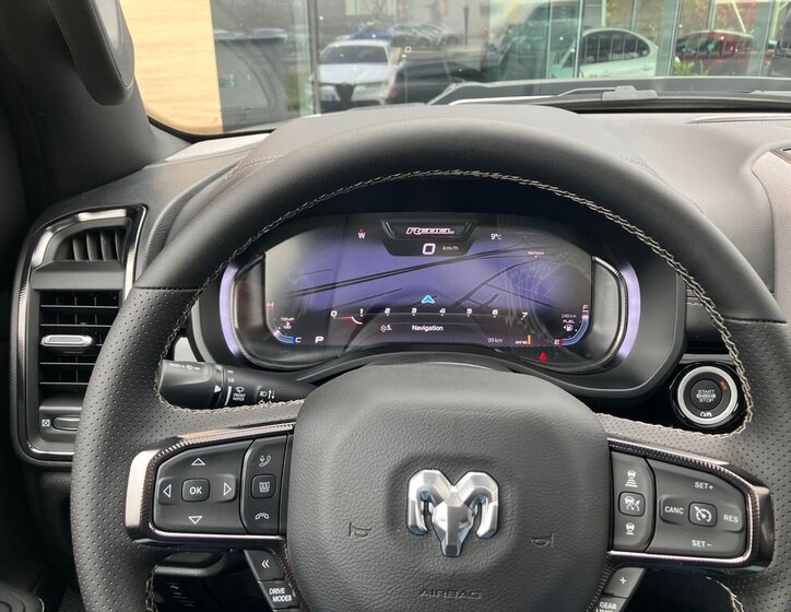 Dodge RAM Pick-up 3,0 l 313 kw