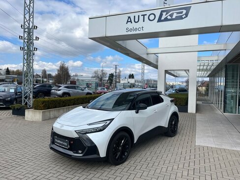 Toyota C-HR SUV / Terénní 2,0 l 145 kw