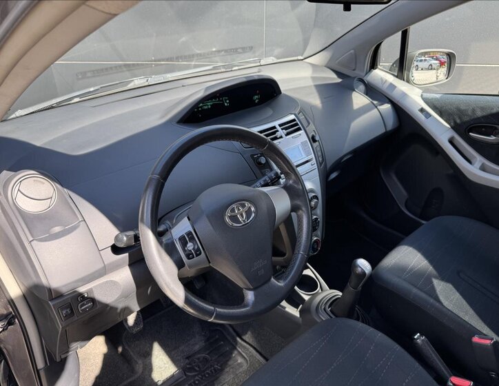 Toyota Yaris Hatchback 1,4 l 66 kw