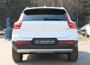 Volvo XC40 SUV / Terénní 2,0 l 140 kw