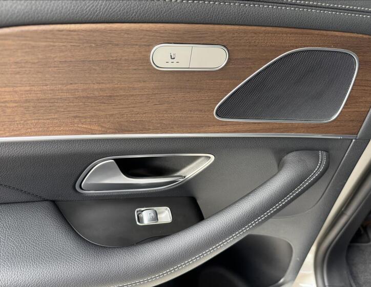 Mercedes-Benz GLE 25