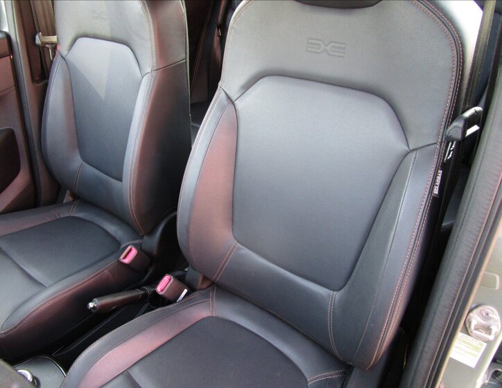 Dacia Spring Hatchback 0,0 48 kw