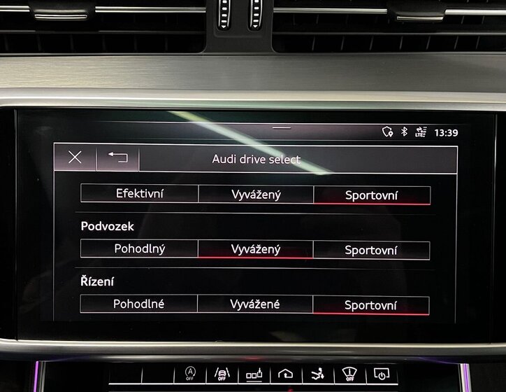 Audi A7 Sedan / Limuzína 3,0 l 210 kw