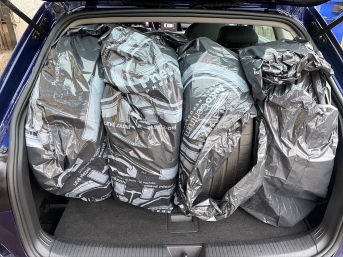 Volkswagen Golf Kombi 2,0 l 110 kw