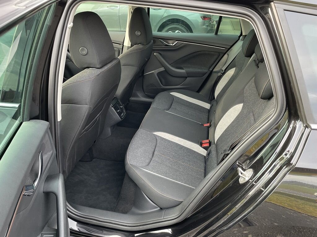 Škoda Kamiq Hatchback 999,0 85 kw