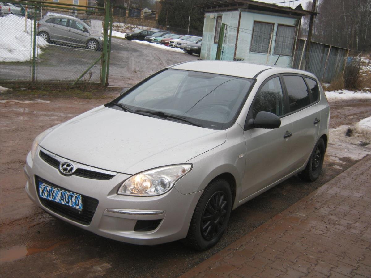 Hyundai i30 Kombi 1,6 l 92 kw