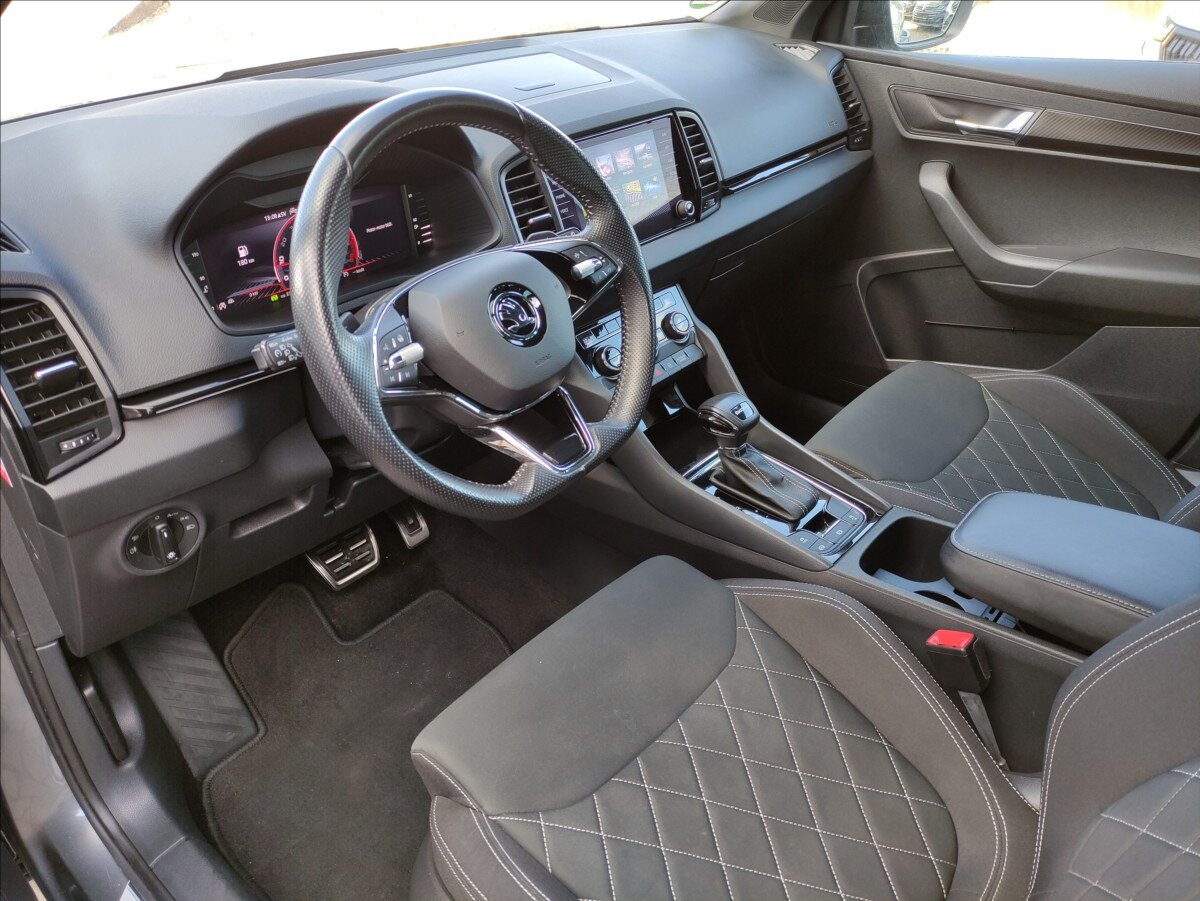 Škoda Karoq SUV / Terénní 1,5 l 110 kw