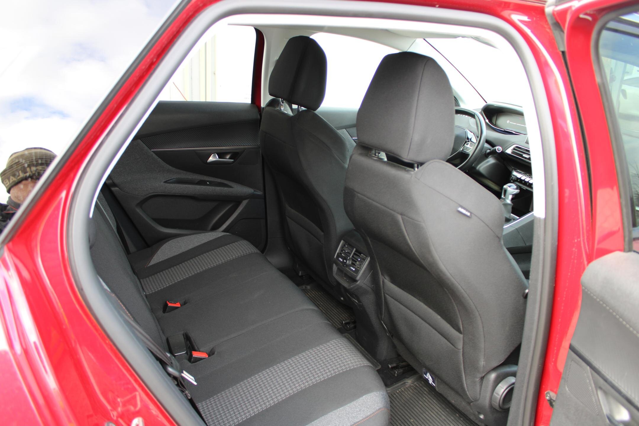 Peugeot 3008 SUV / Terénní 1,5 l 96 kw