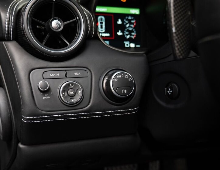 Ferrari FF Kupé 6,3 l 486 kw