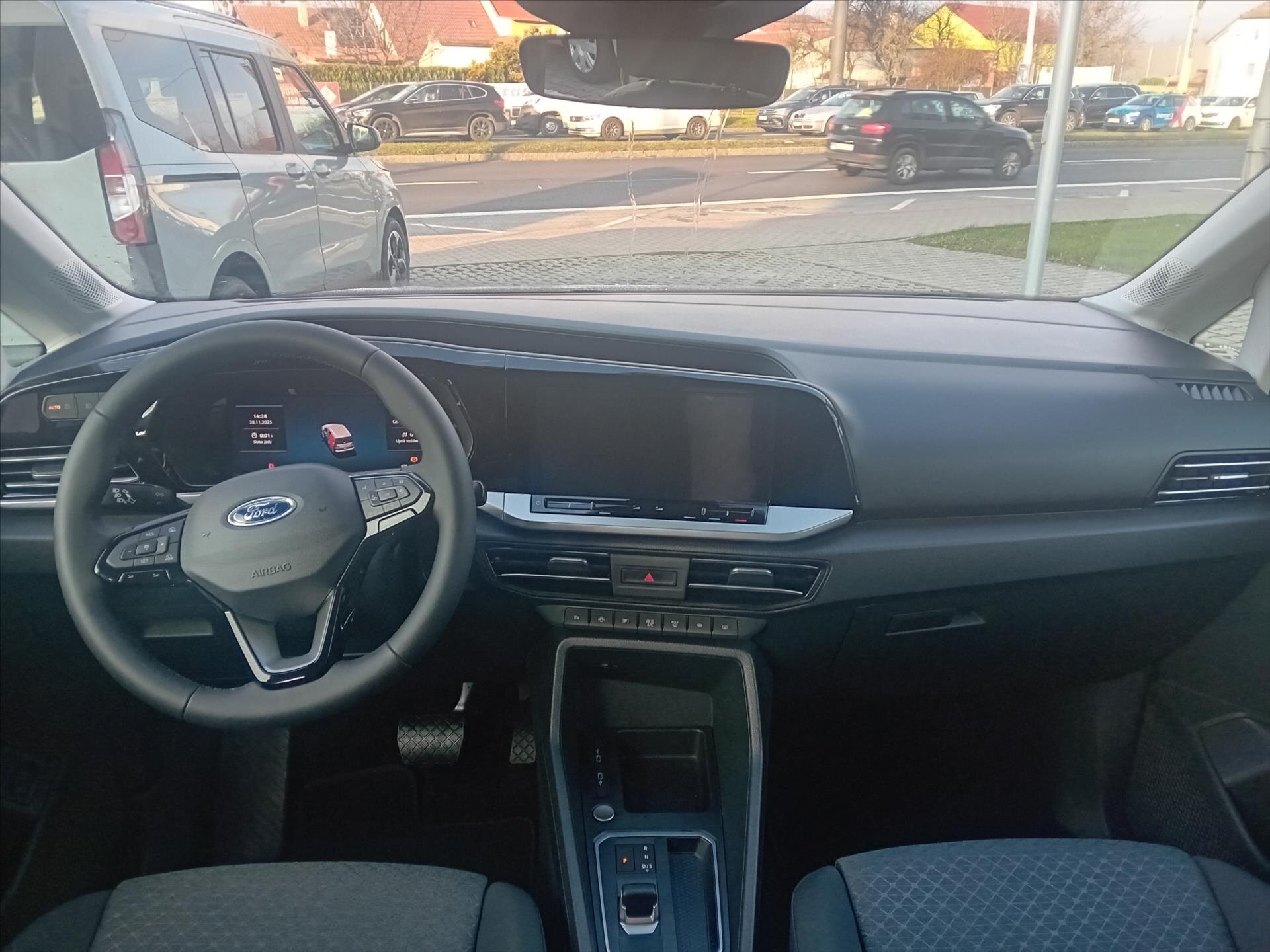 Ford Tourneo Connect Kombi 1,5 l 0