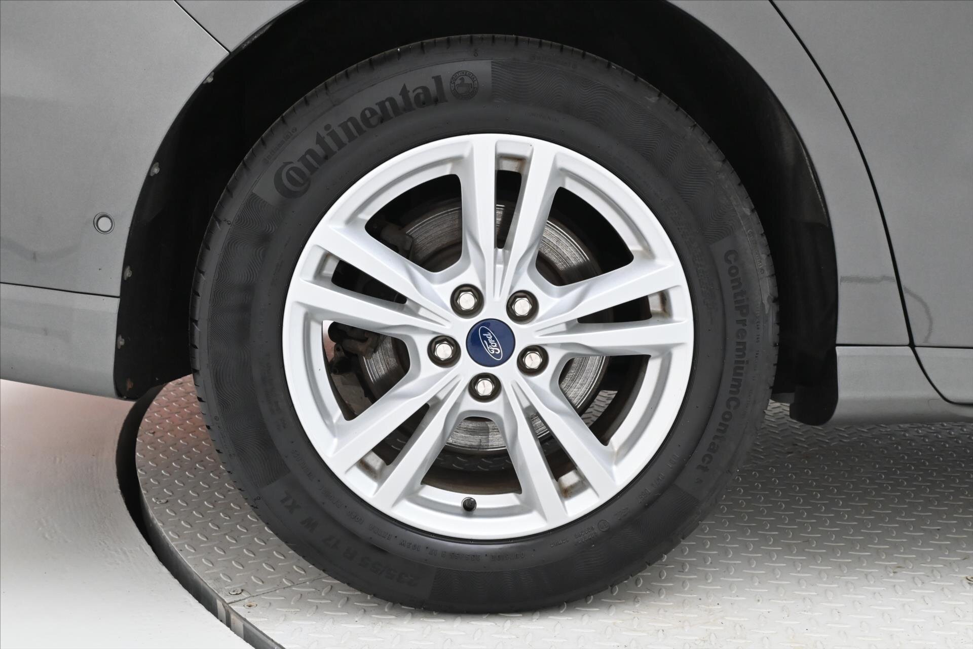 Ford S-MAX MPV 2,0 l 140 kw