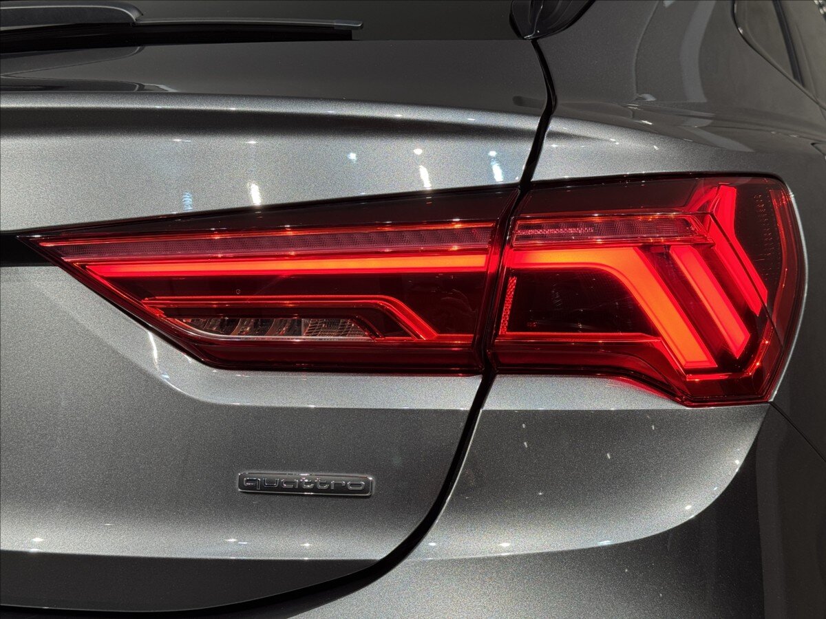 Audi Q3 SUV 2,0 l 140 kw