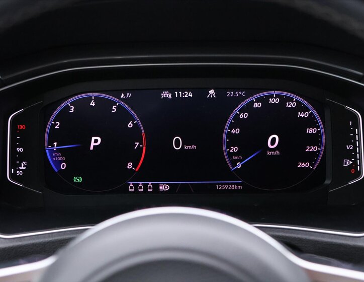 Volkswagen T-Roc SUV / Terénní 1,5 l 110 kw