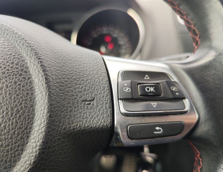 Volkswagen Golf Kombi 2,0 l 155 kw