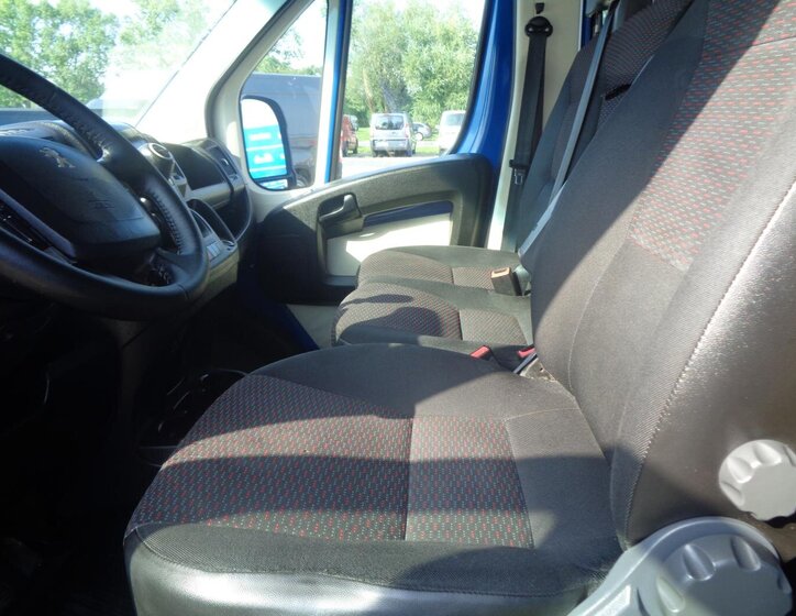 Peugeot Boxer Valník 2,0 l 96 kw