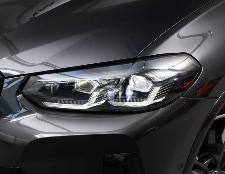 BMW X3 SUV 2,0 l 215 kw