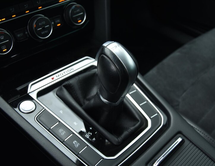 Volkswagen Passat Kombi 2,0 l 140 kw