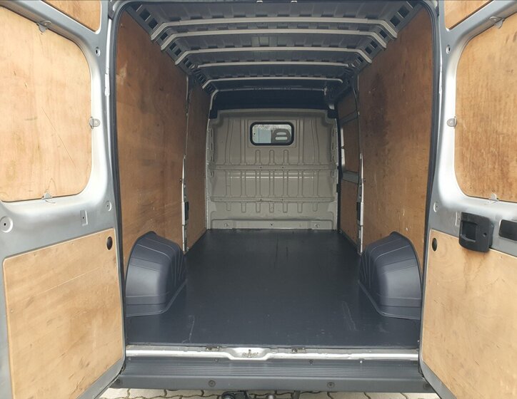 Peugeot Boxer 5