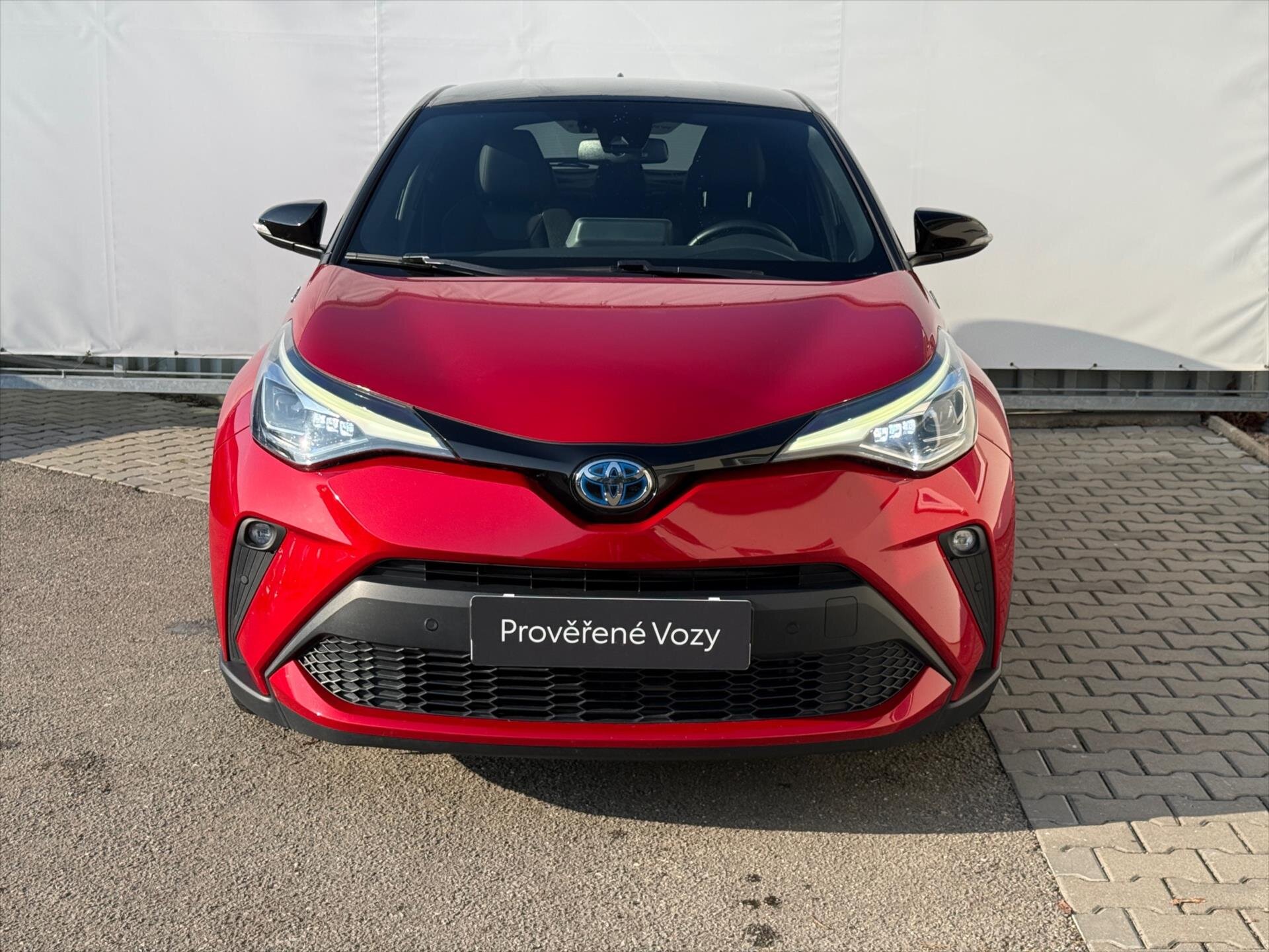 Toyota C-HR SUV / Terénní 1,8 l 72 kw