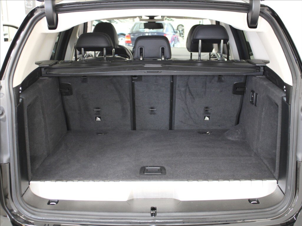 BMW X3 SUV / Terénní 2,0 l 215 kw