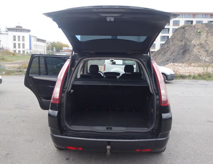 Citroën C4 Picasso 16