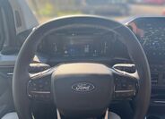 Ford Tourneo Custom 8