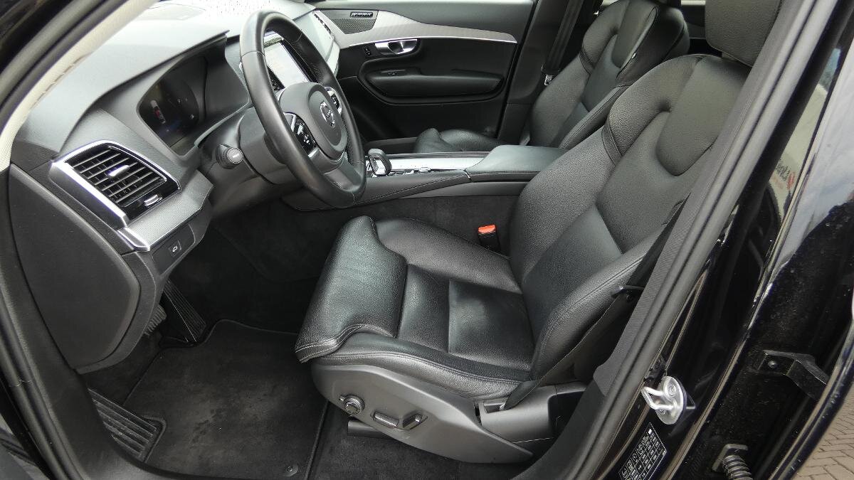 Volvo XC90 SUV / Terénní 2,0 l 173 kw