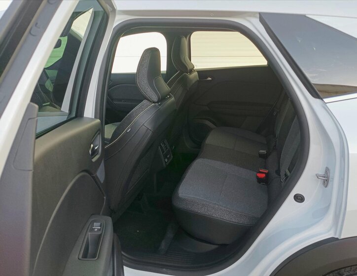 Mitsubishi Grandis SUV 1,3 l 104 kw