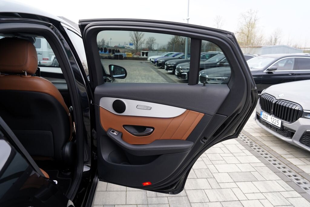 Mercedes-Benz GLC SUV / Terénní 2,0 l 143 kw