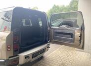 Land Rover Defender 12