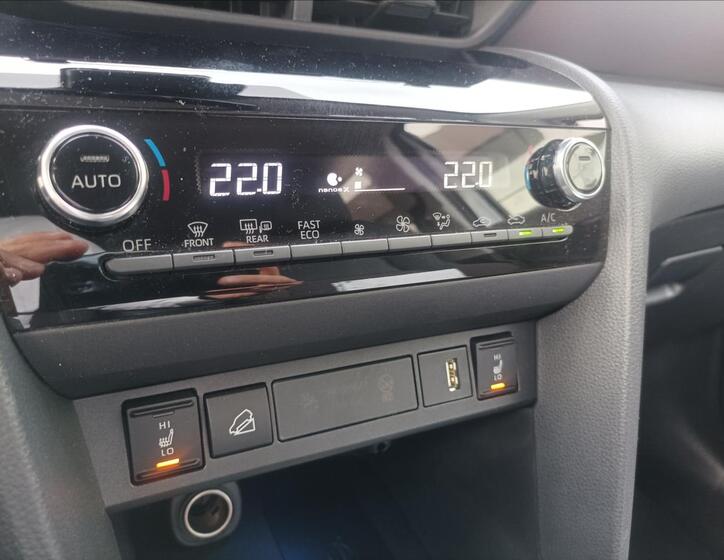 Toyota Yaris Cross 15