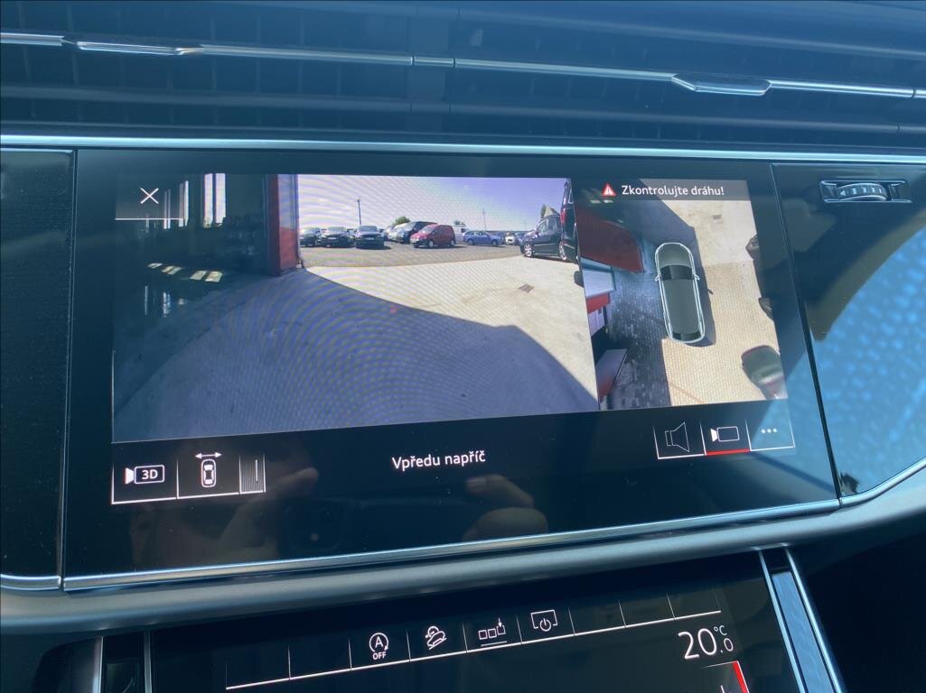 Audi Q8 SUV / Terénní 3,0 l 250 kw