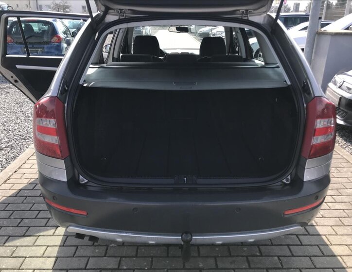 Škoda Octavia Kombi 2,0 l 103 kw