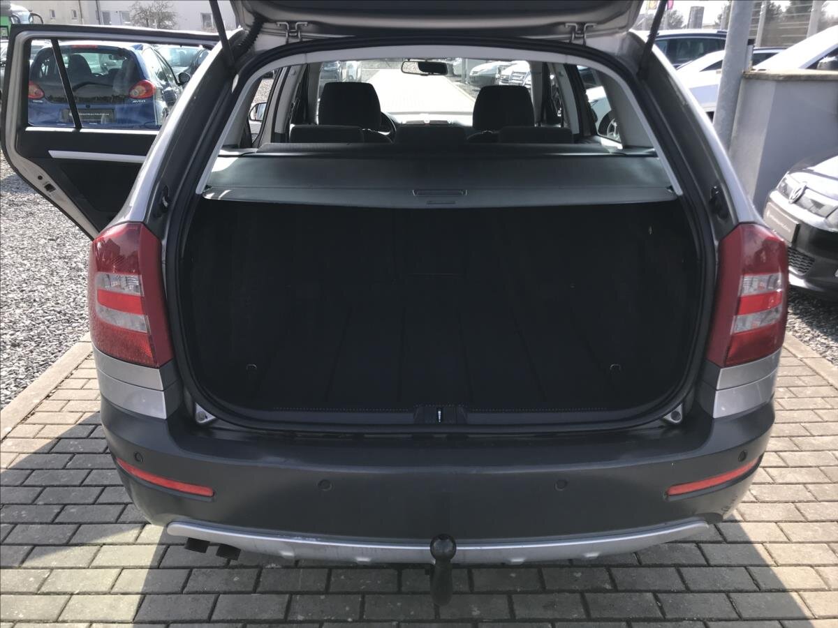 Škoda Octavia Kombi 2,0 l 103 kw