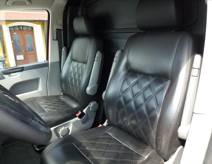 Volkswagen Transporter 29