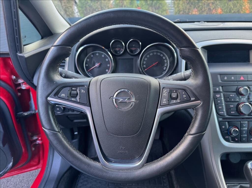 Opel Astra Hatchback 1,4 l 103 kw