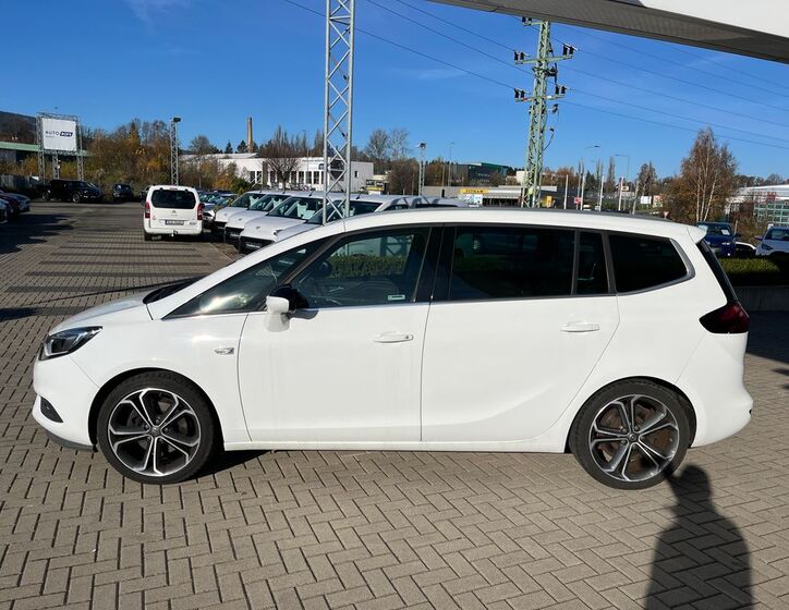 Opel Zafira 3