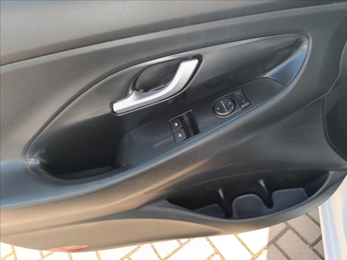 Hyundai i30 Kombi 1,4 l 73 kw
