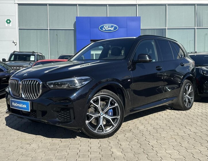 BMW X5 SUV / Terénní 3,0 l 210 kw