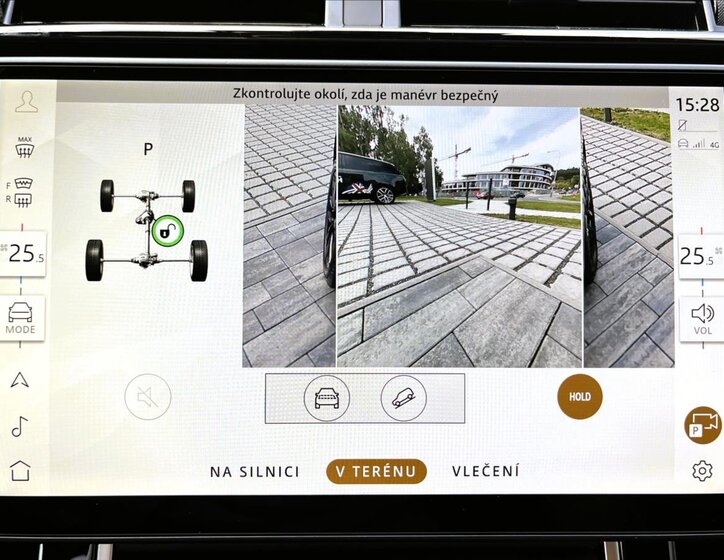 Land Rover Range Rover Velar SUV 2,0 l 150 kw