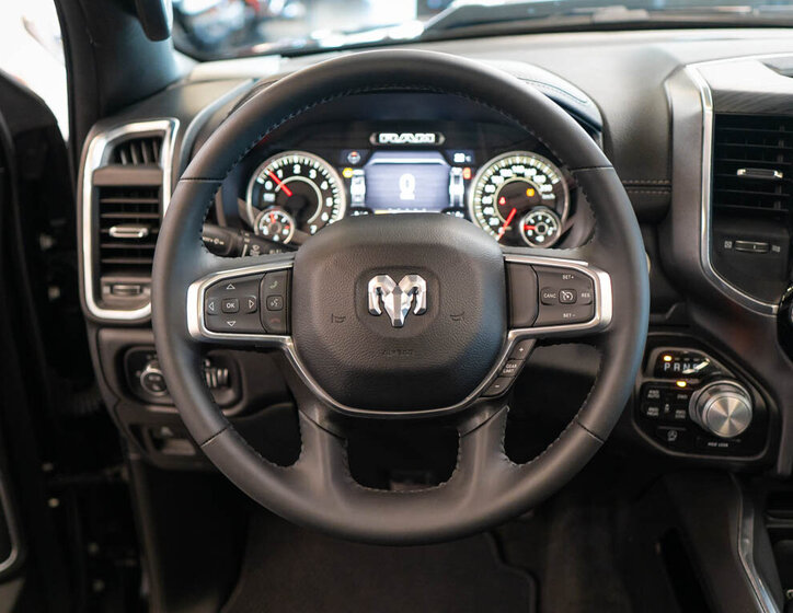 Dodge RAM Pick-up 5,7 l 291 kw