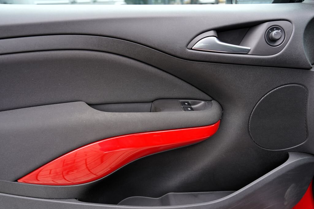 Opel Adam Hatchback 1,4 l 64 kw