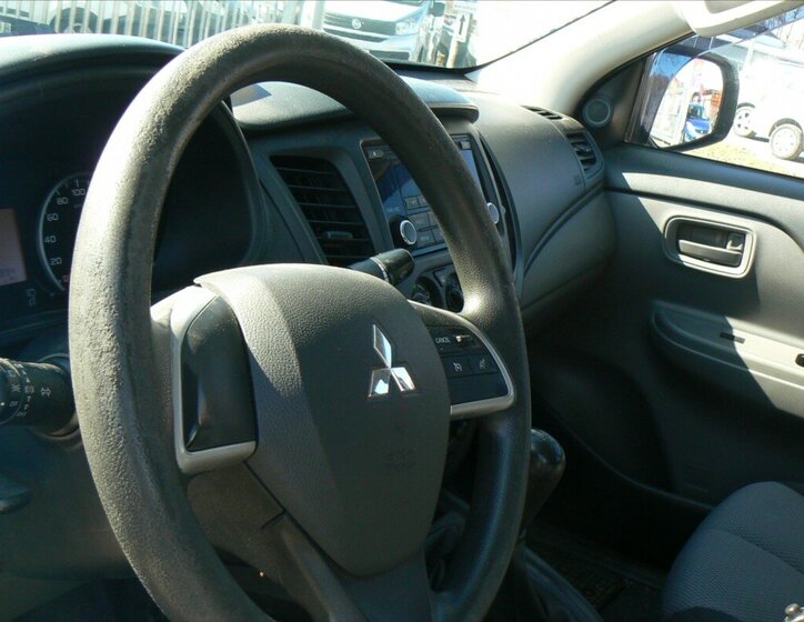 Mitsubishi L200 Ostatní 2,4 l 113 kw